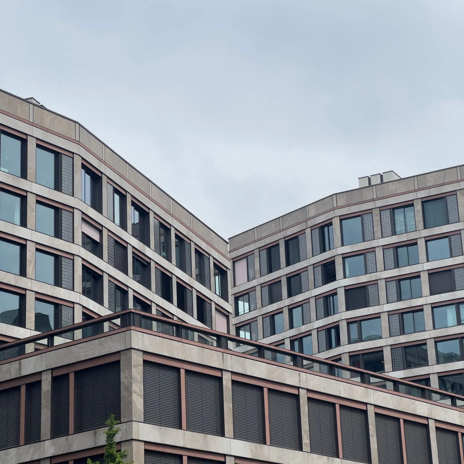 Curved Facade, Contemporary